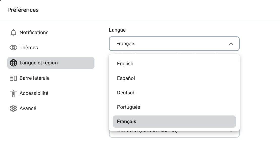 A drop down menu with available language options for Pumble